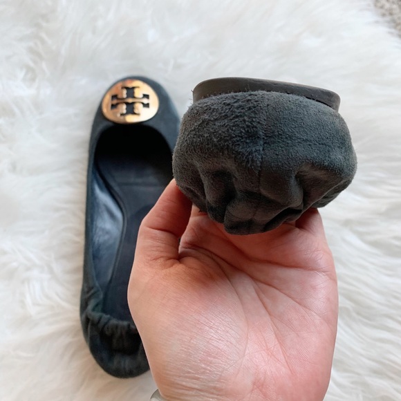 Tory Burch Navy flat SZ 8 - Picture 5 of 6